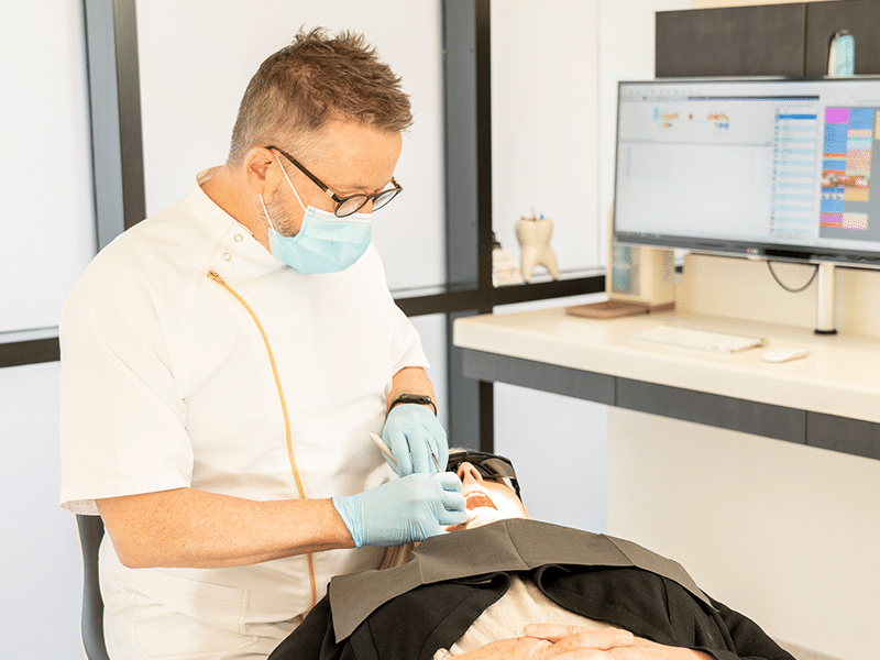 tooth extractions in hobart
